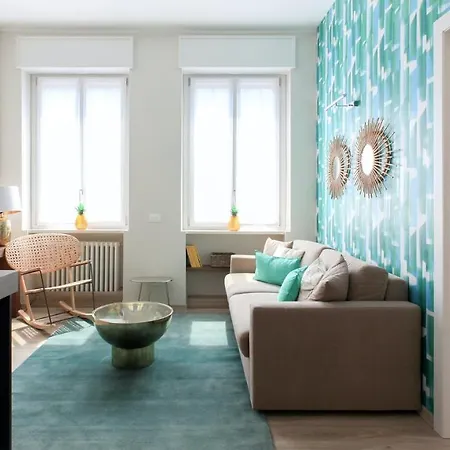 Apartment Plum Guide - The Spirograph *