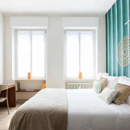 Apartment Plum Guide - The Spirograph